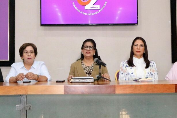 PLD conmemora 52 años de fundación con actos en su sede