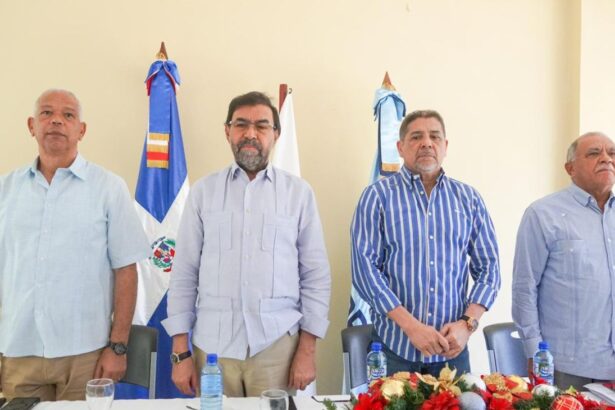 Gobierno entrega fertilizantes a caficultores en cuatro provincias