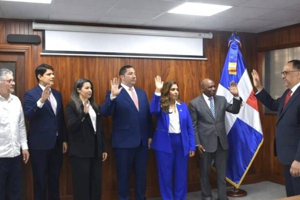 Peralta Romero juramenta nuevos viceministros de Justicia RD